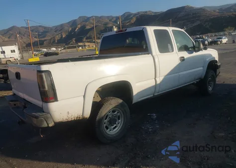 2007 Chevrolet Silverado 2500Hd Classic Lt1 z USA, uszkodzony, nr VIN 1GCHC29D07E128666